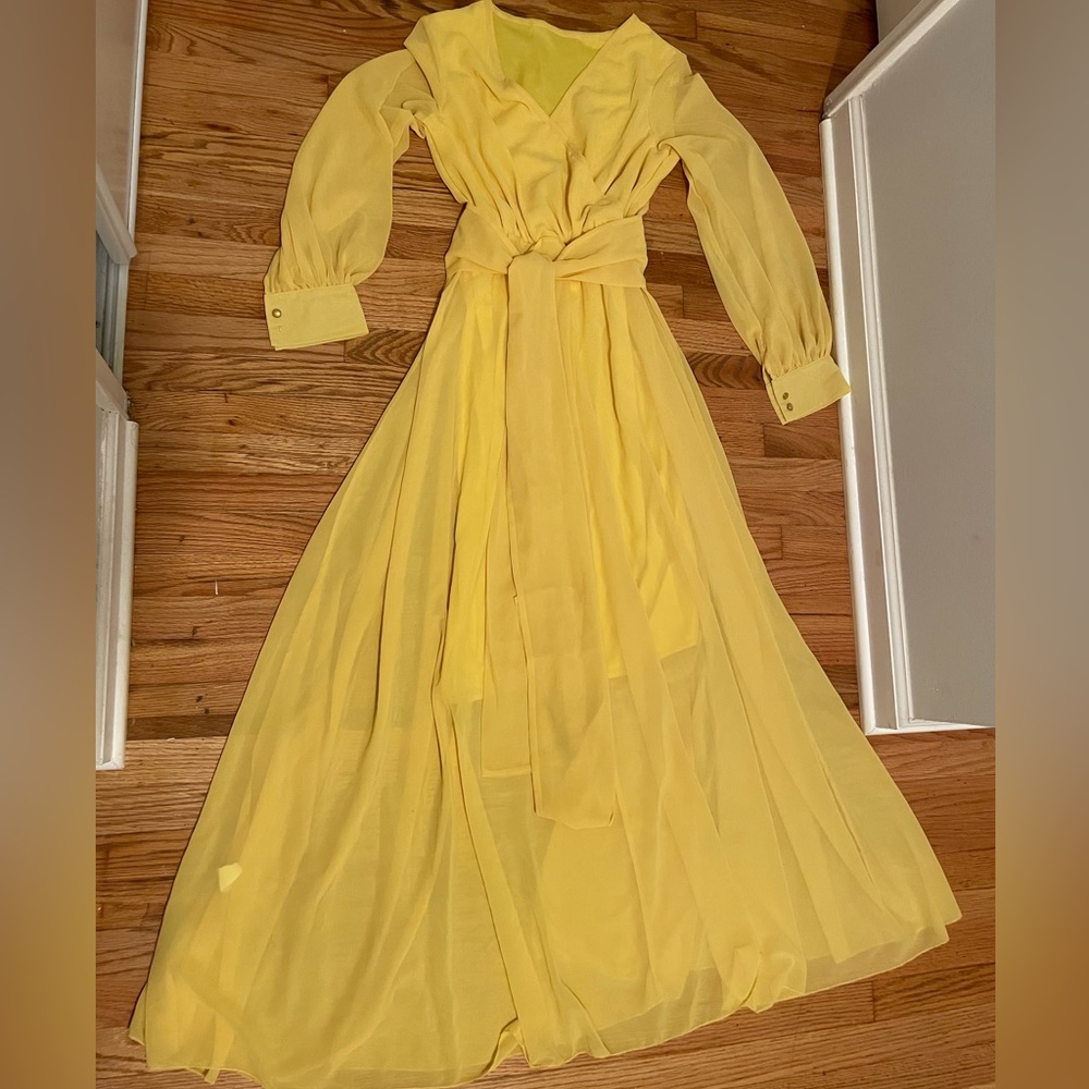 Long yellow dress! Only worn once!